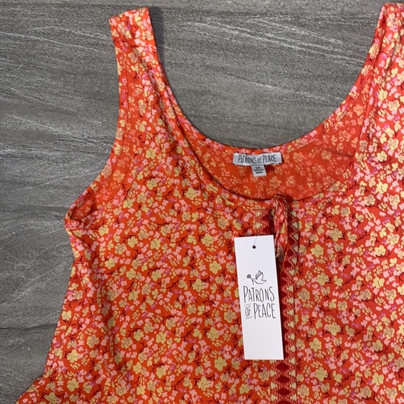 NWT floral crop top XS - Picture 3 of 7